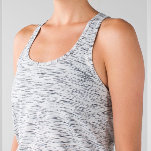 Lululemon Salute the Sun Tank Gently Worn Size 10 - Picture 4 of 7